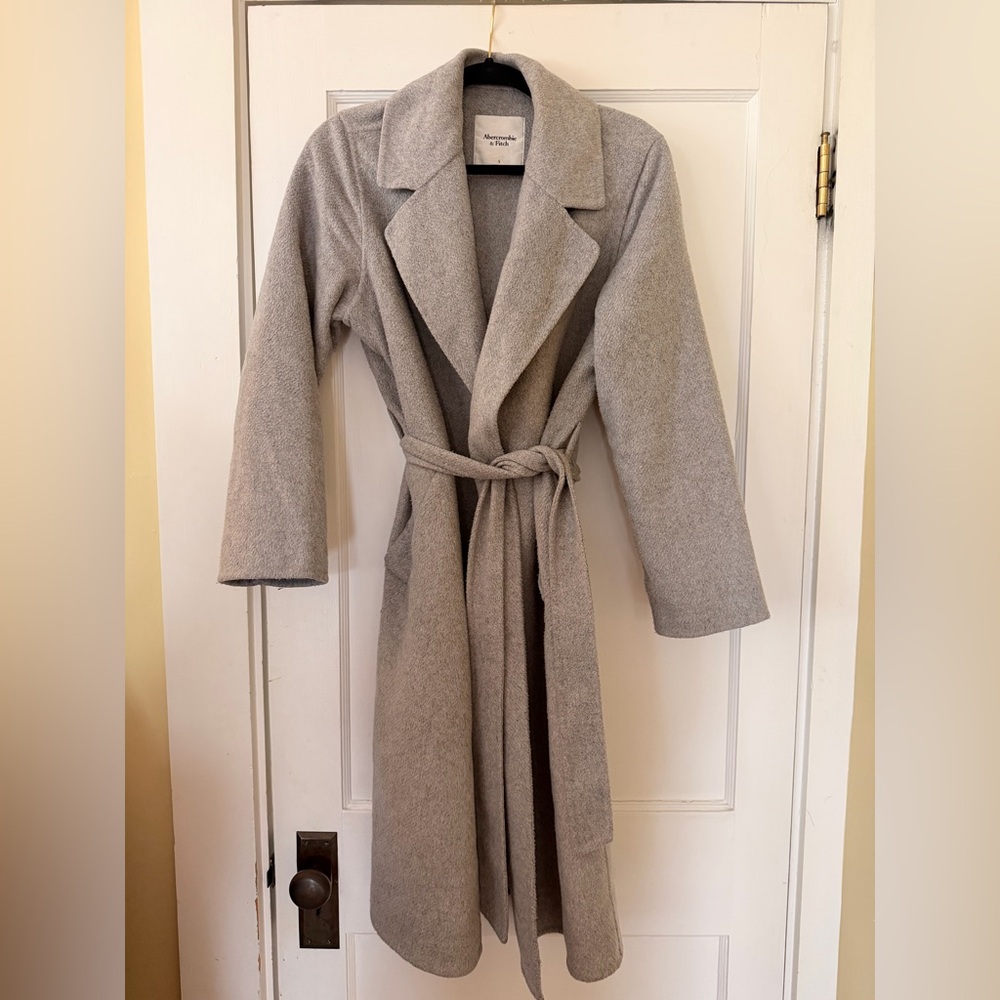 Abercrombie & Fitch Light Gray Wool-Blend Belted Pea Coat